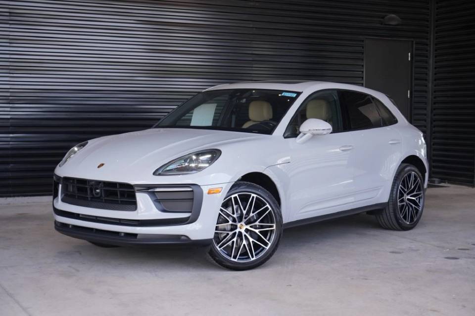 2026 Porsche Macan