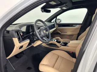 2026 Porsche Cayenne Base - Photo 29