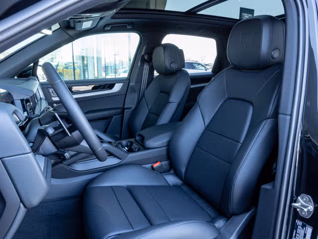 2026 Porsche Cayenne Base - Photo 34
