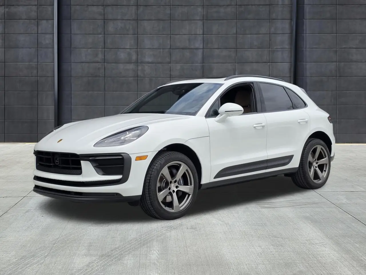 2026 Porsche Macan Base - Photo 8