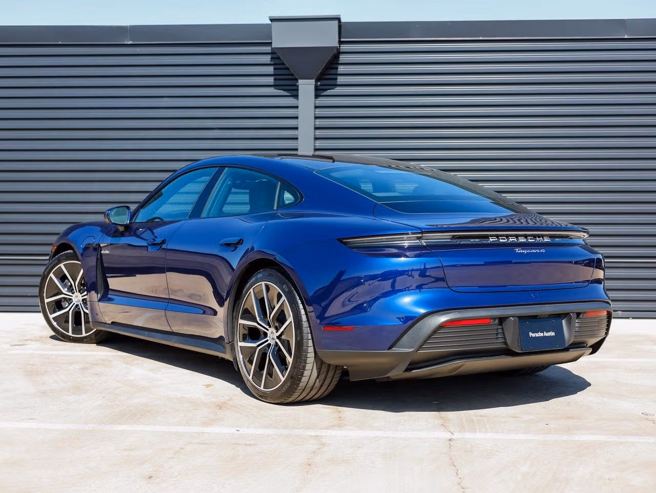 2025 Porsche Taycan Base - Photo 20