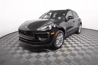 2026 Porsche Macan's photo