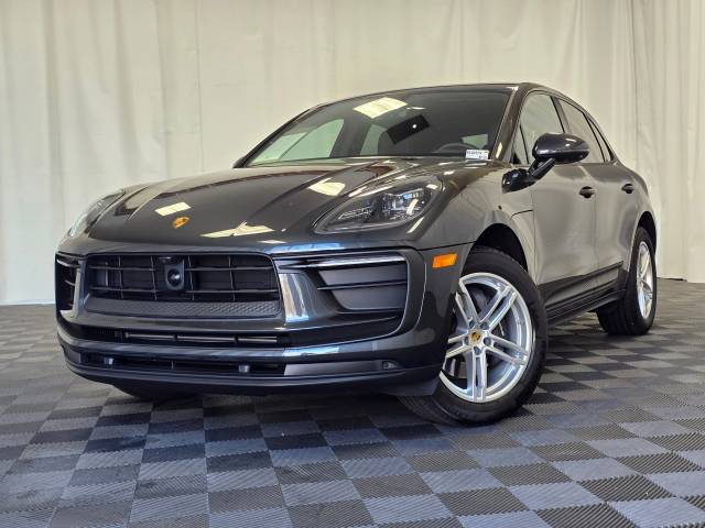 2025 Porsche Macan