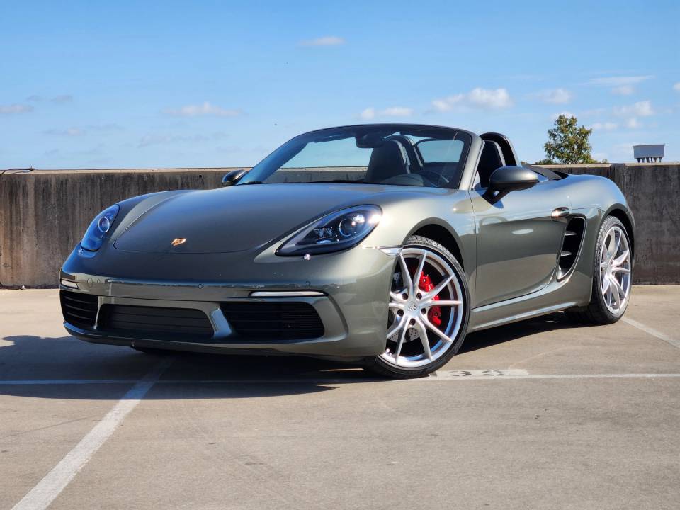 2025 Porsche 718