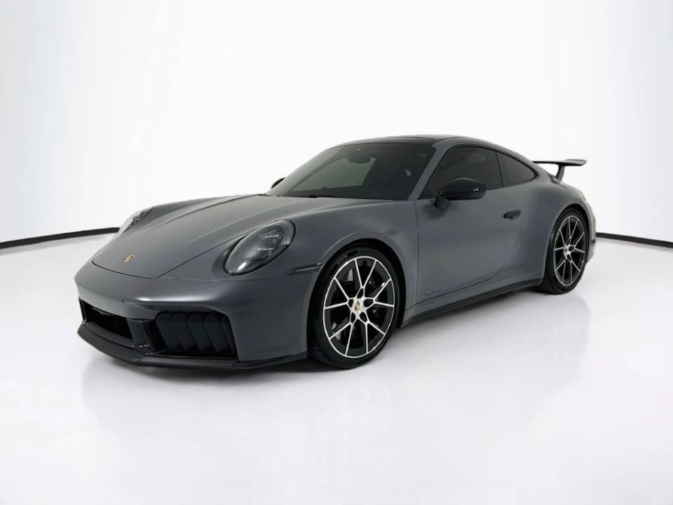 2026 Porsche 911 GTS