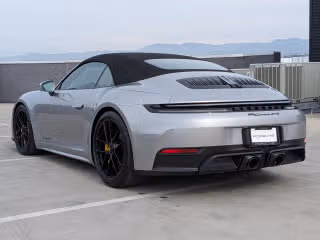 2026 Porsche 911 GTS - Photo 17