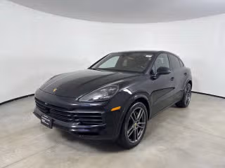 2022 Porsche Cayenne -'s photo