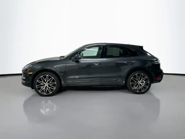 2025 Porsche Macan Base - Photo 14