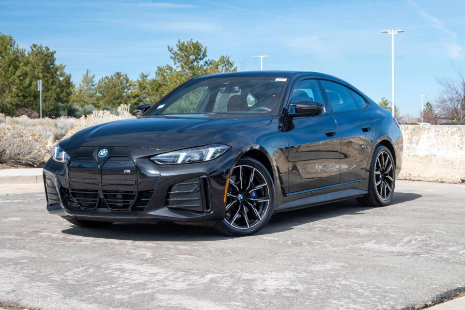 2025 BMW i4 M50