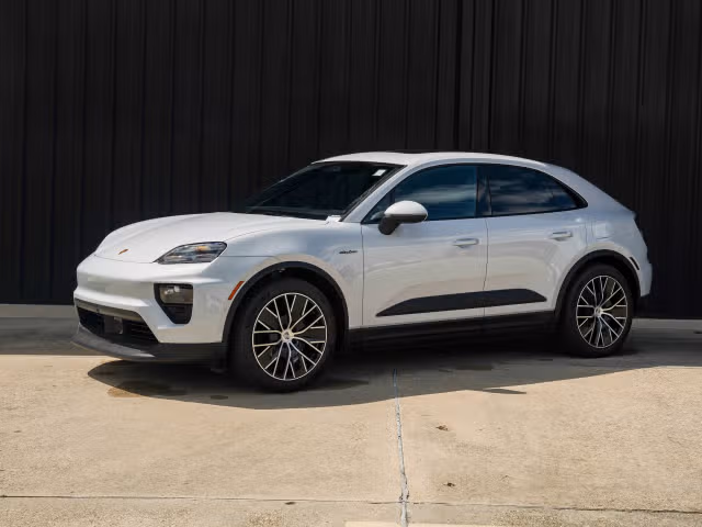 Used 2025 Porsche Macan Base with VIN WP1AD2XA2SL076464 for sale in Baton Rouge, LA
