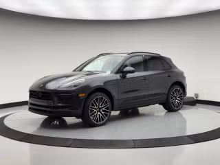 2026 Porsche Macan -'s photo