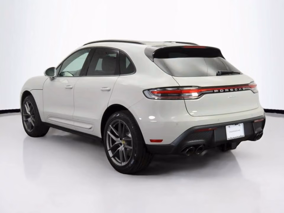2025 Porsche Macan Base - Photo 19