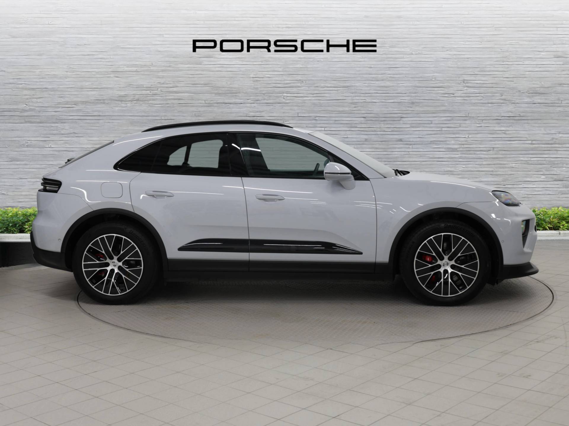 Macan 4S, photo 2 of 37