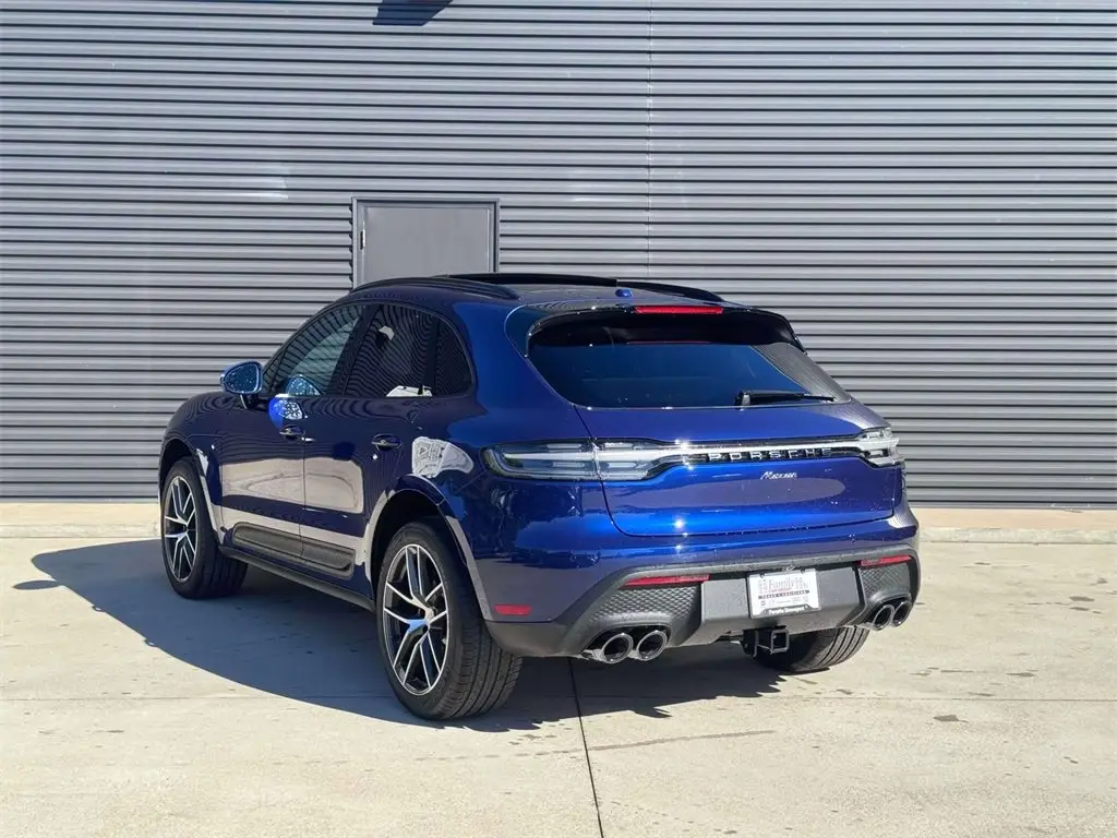 2026 Porsche Macan - Photo 24