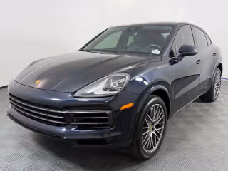 2023 Porsche Cayenne Platinum Edition's photo