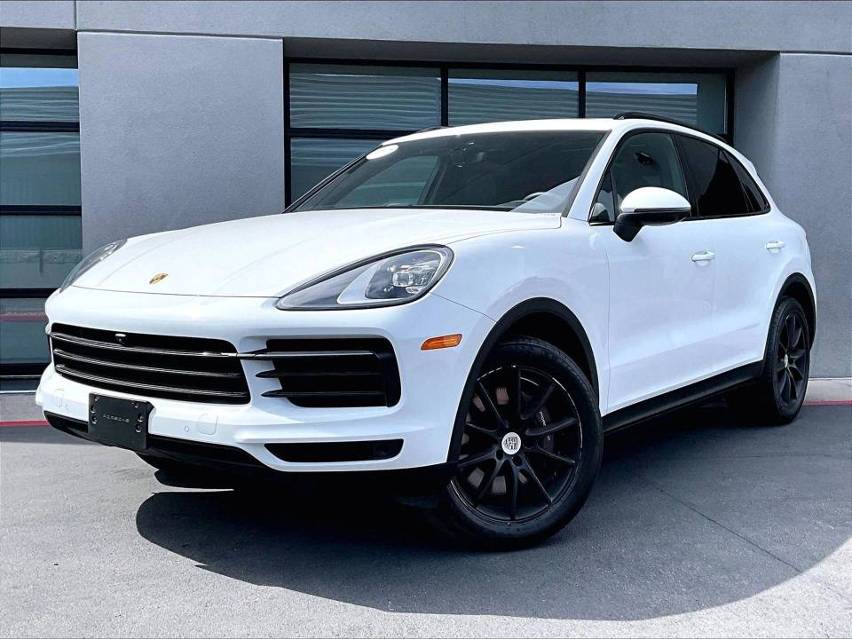 2023 Porsche Cayenne Base