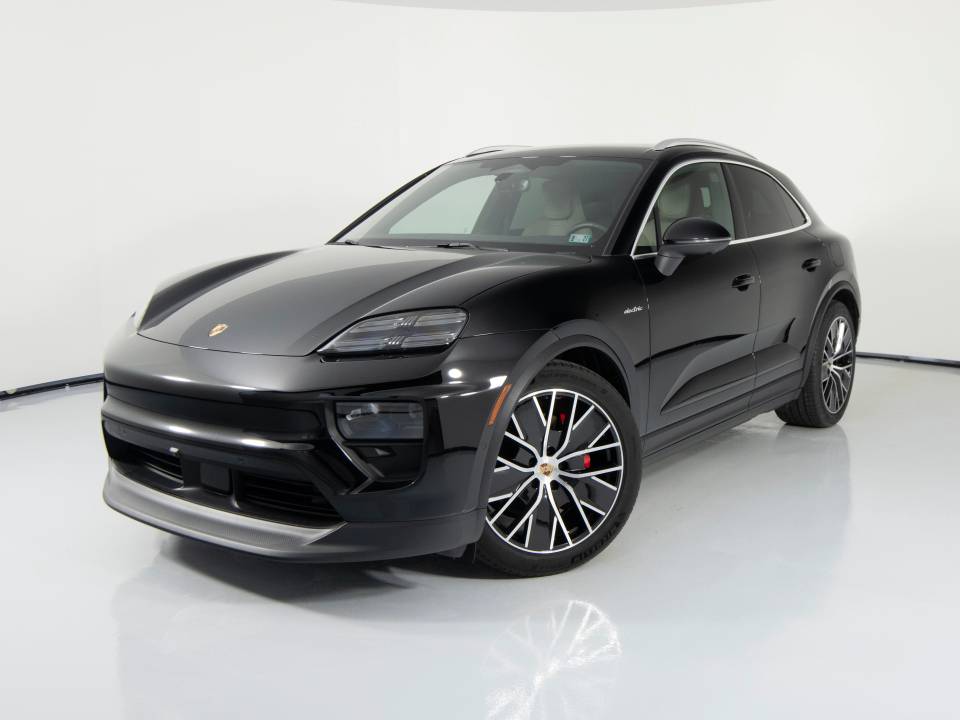 2025 Porsche Macan S