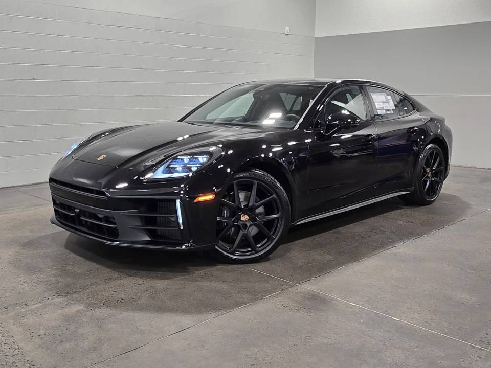 2026 Porsche Panamera Base