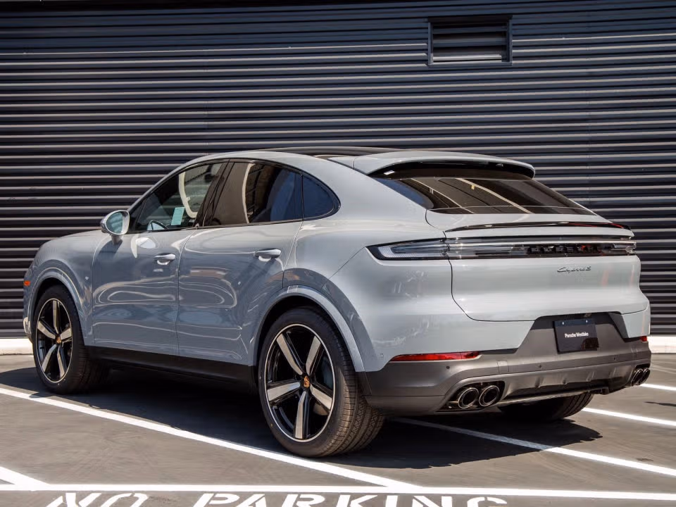 2026 Porsche Cayenne Coup S - Photo 19