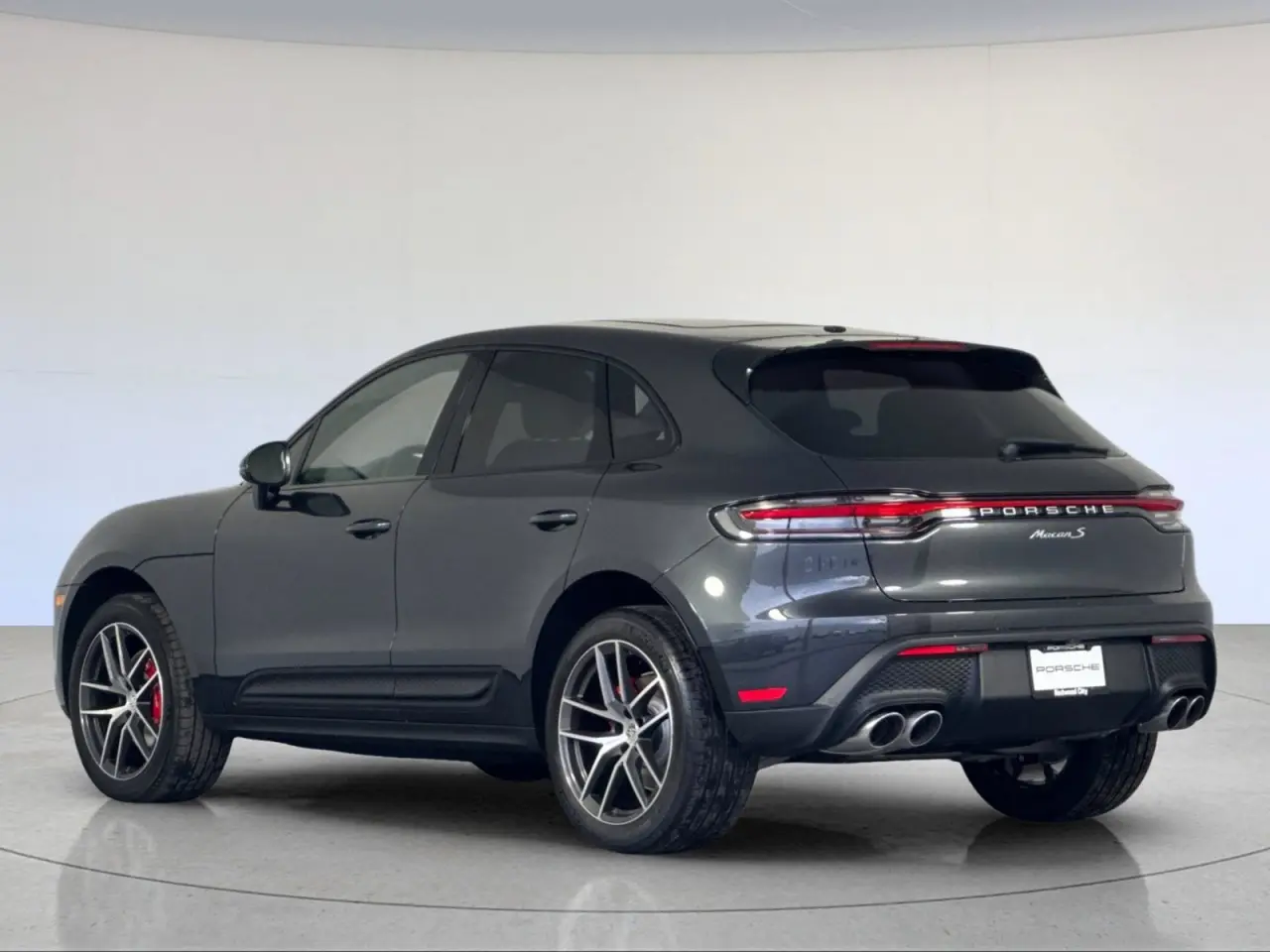 2026 Porsche Macan S - Photo 24