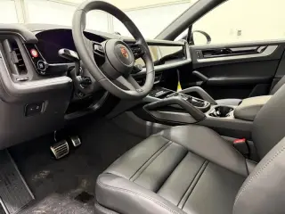 2026 Porsche Cayenne Coup S - Photo 29