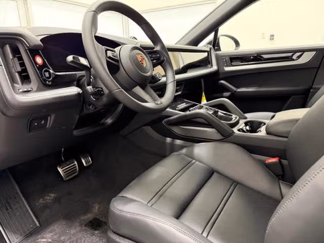 2026 Porsche Cayenne Coup S - Photo 26