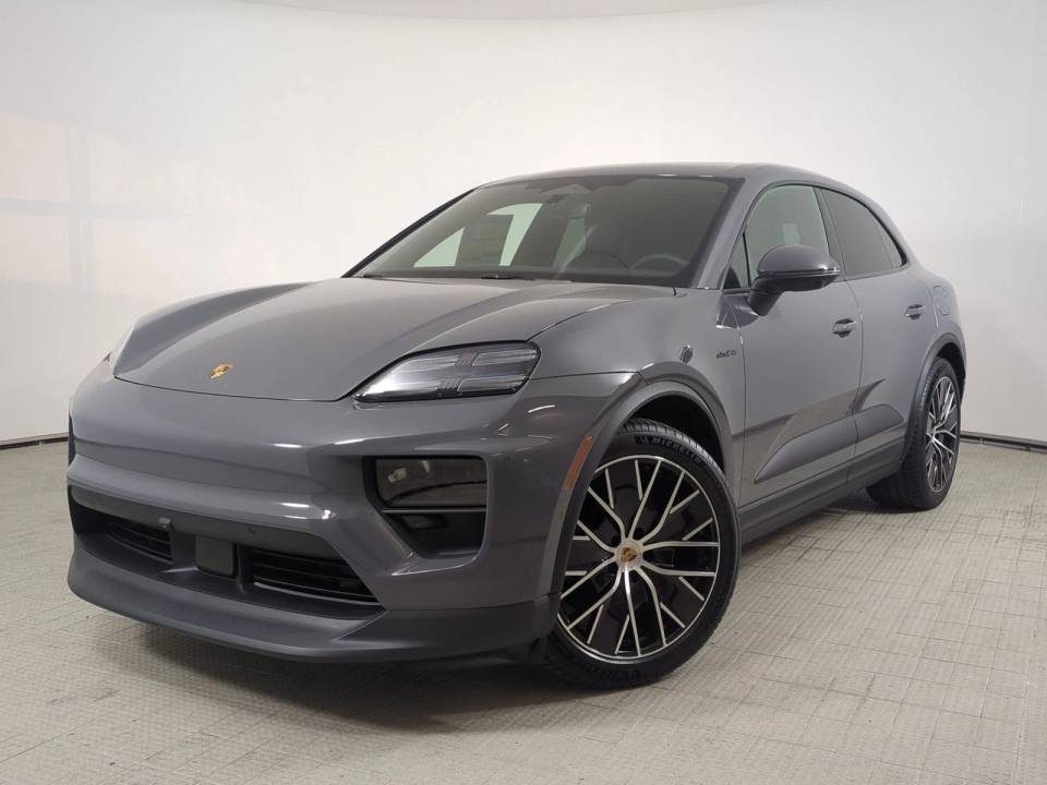 2026 Porsche Macan