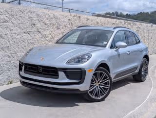 2026 Porsche Macan's photo