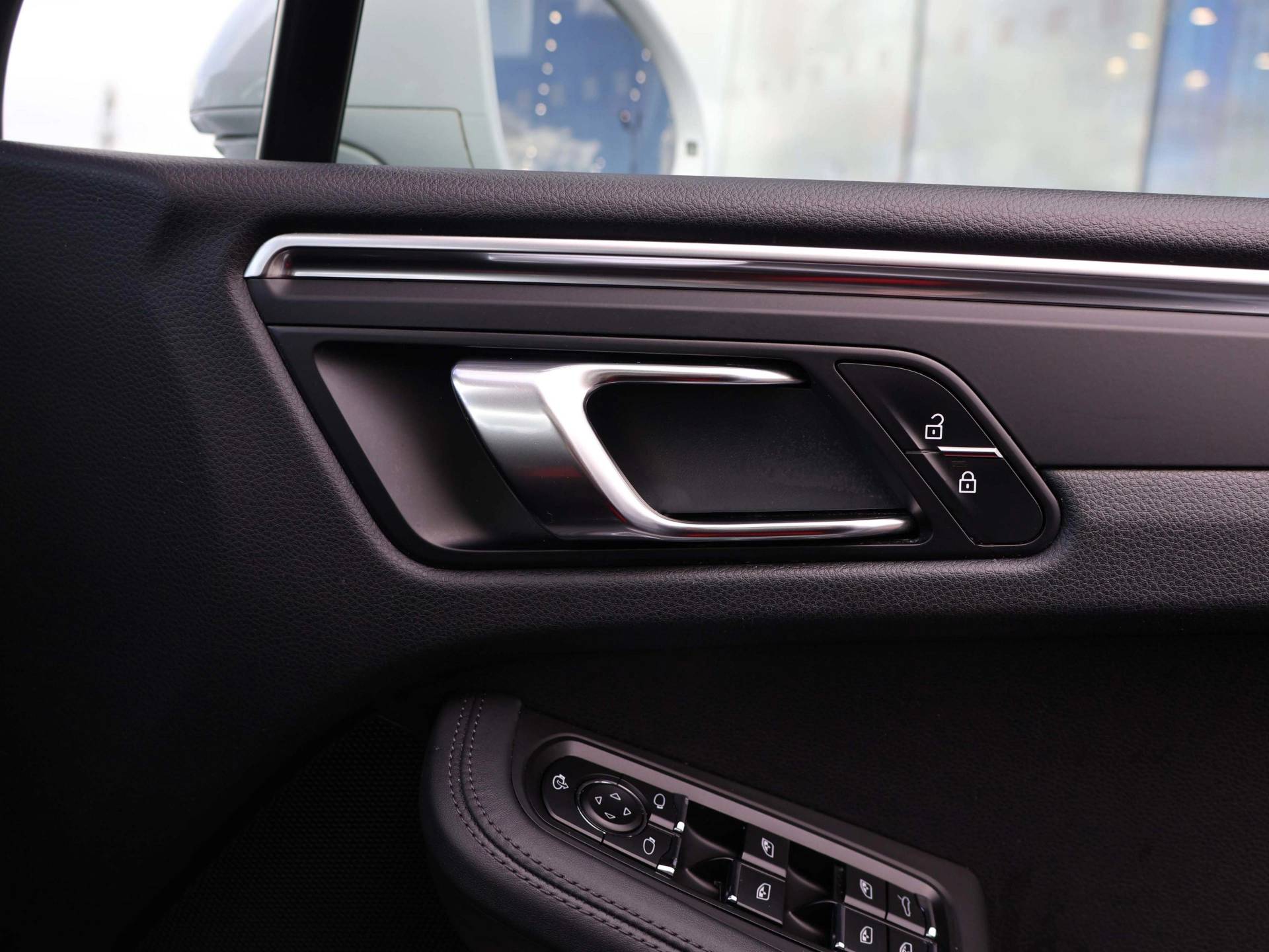 Macan, photo 28 of 28