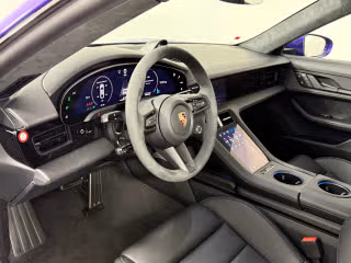 2026 Porsche Taycan GTS - Photo 25