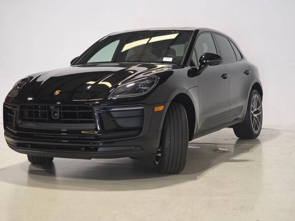 2026 Porsche Macan