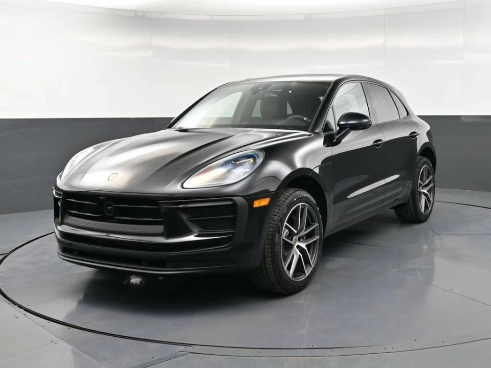 2026 Porsche Macan