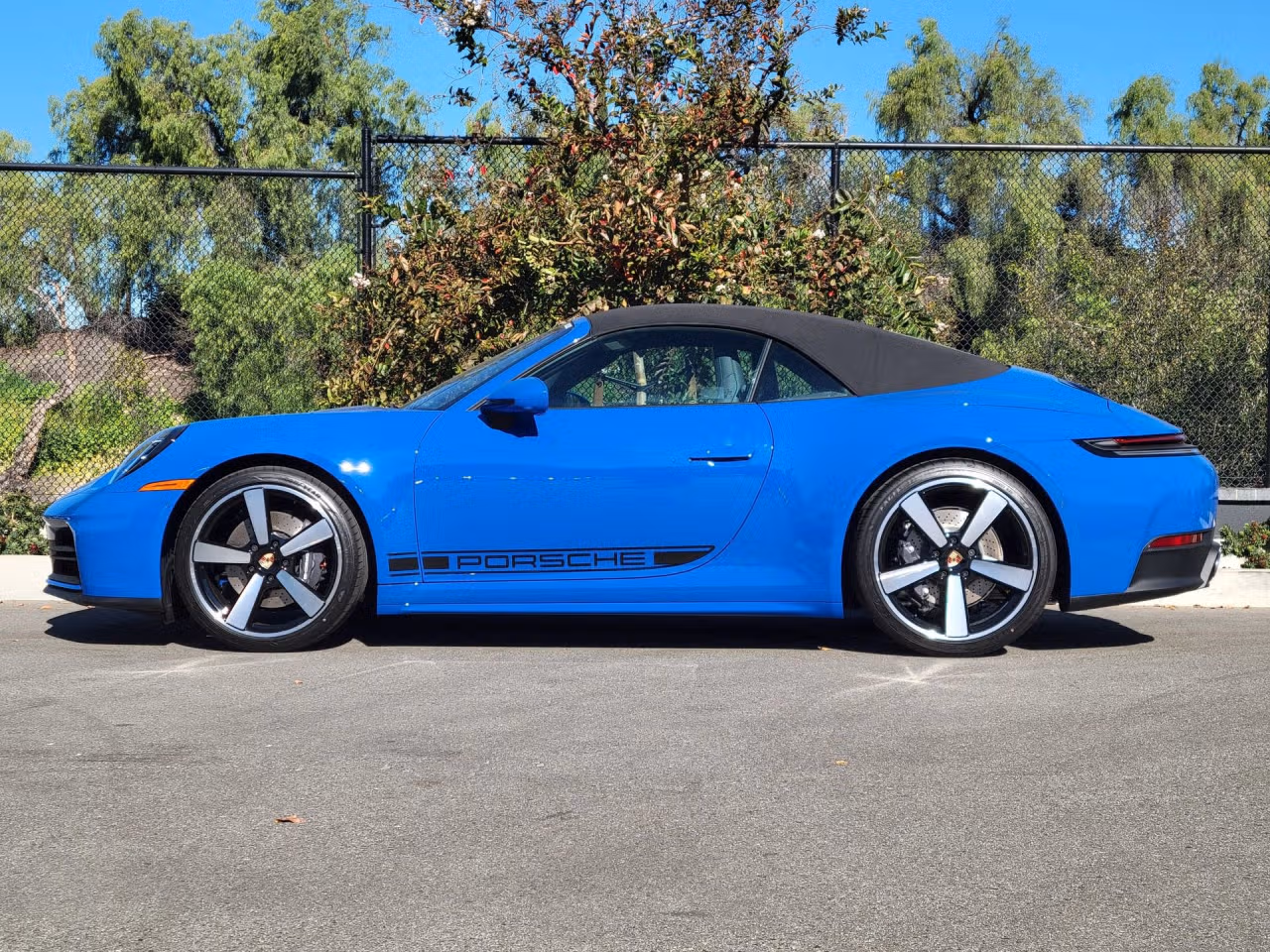 2026 Porsche 911 - Photo 12