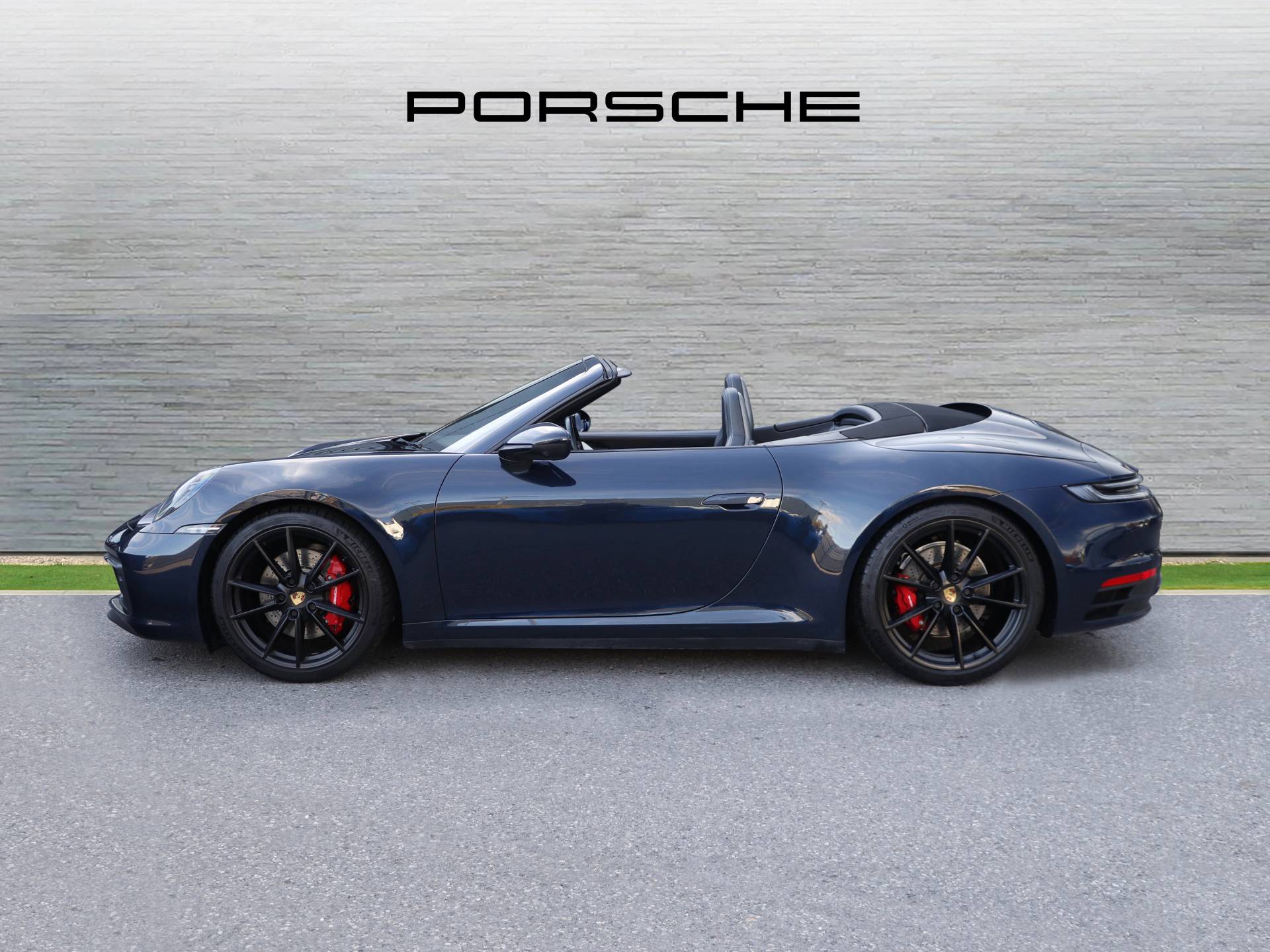 911 Carrera S Cabriolet, photo 2 of 39