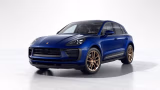 2023 Porsche Macan's photo