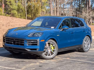 2025 Porsche Cayenne E-Hybrid's photo