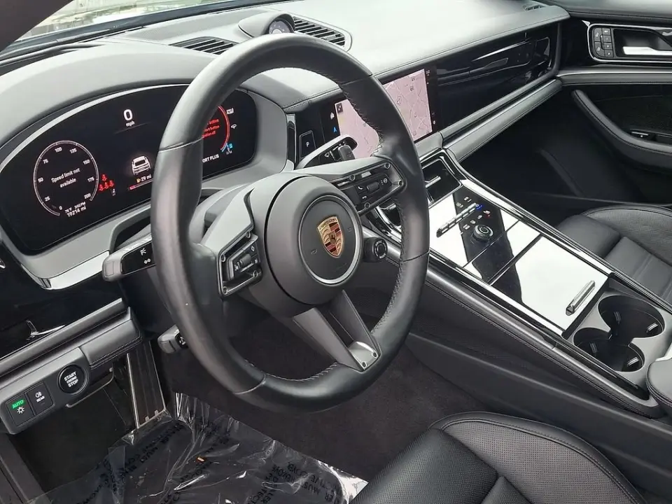 2024 Porsche Panamera Base - Photo 31