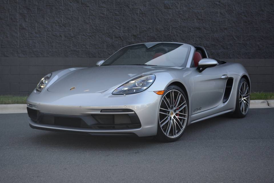 2025 Porsche 718