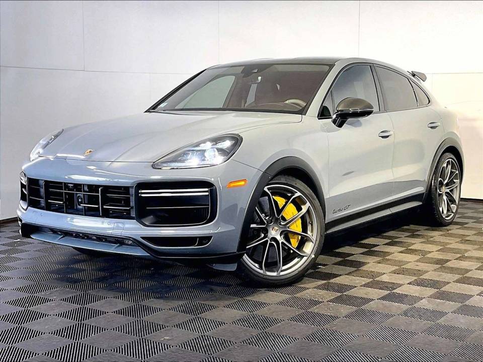2022 Porsche Cayenne Coupe