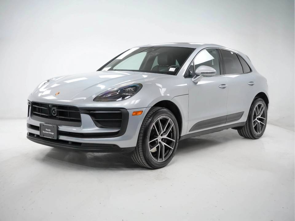 2025 Porsche Macan T