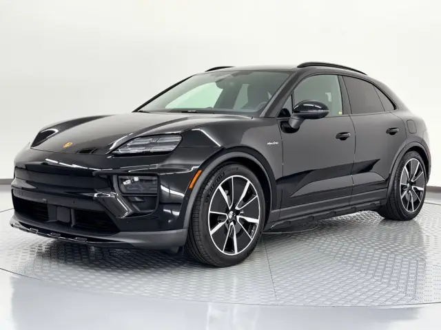 2025 Porsche Macan Base - Photo 6