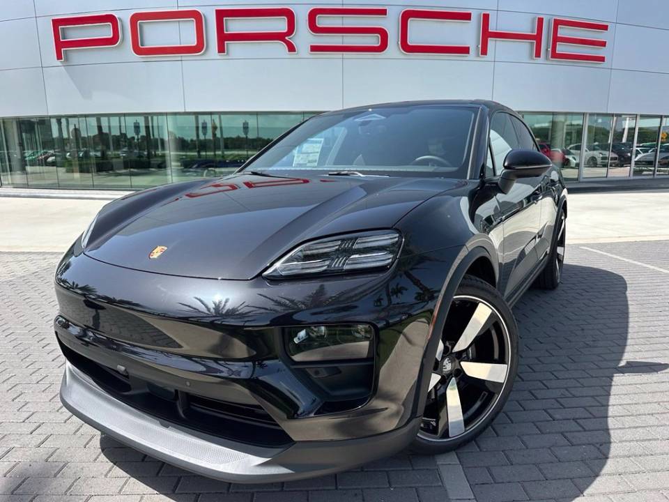 2026 Porsche Macan