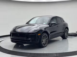 2026 Porsche Macan -'s photo