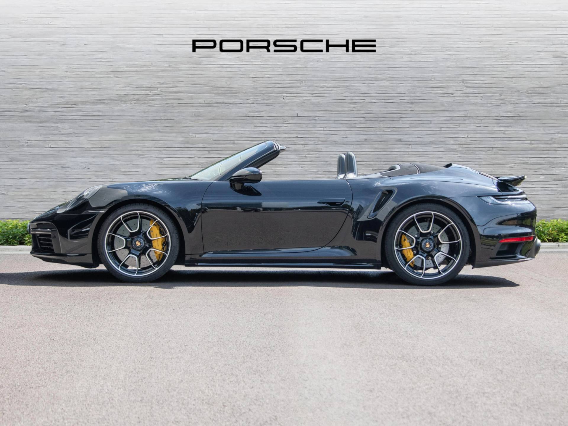 911 Turbo S Cabriolet, photo 2 of 77