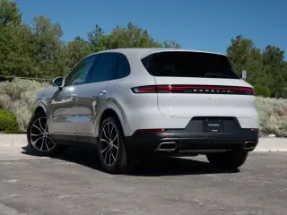 2026 Porsche Cayenne Base - Photo 21