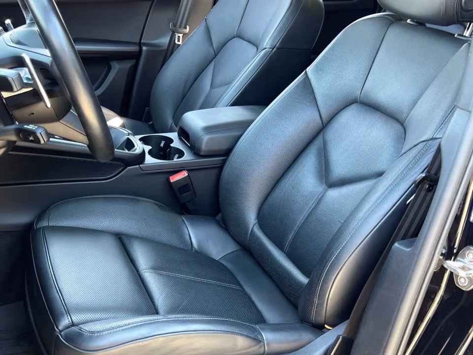 2023 Porsche Macan Base - Photo 35
