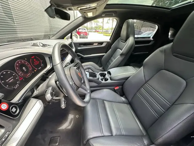 Photo 38
