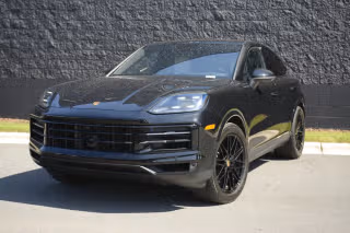 2024 Porsche Cayenne -'s photo