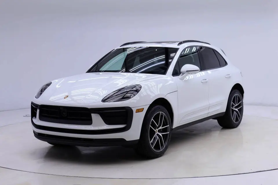 2025 Porsche Macan Base - Photo 7
