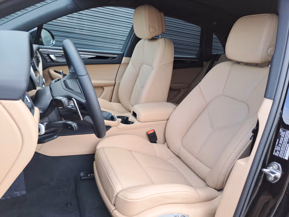 2026 Porsche Macan Base - Photo 35